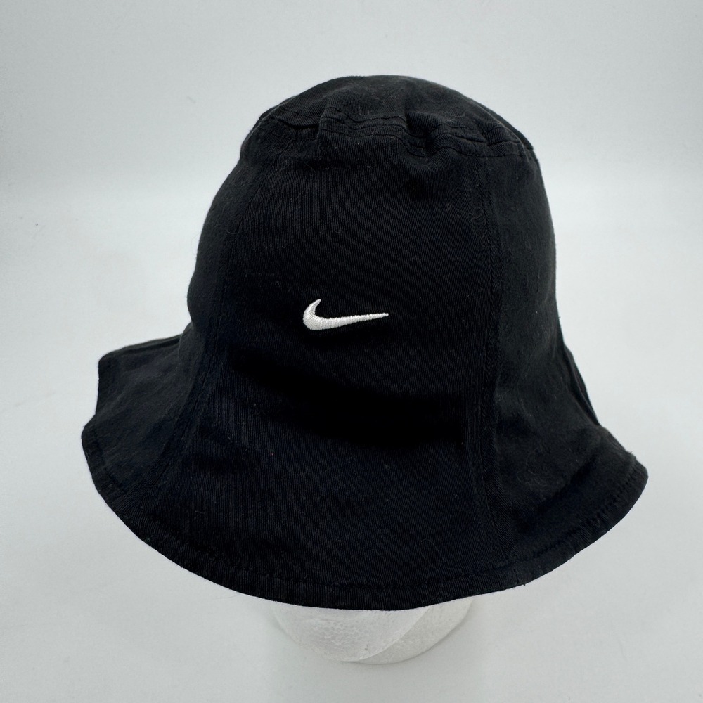 Nike Y2K Bucket Hat Mens S/M Black Embroidered Swoosh Silver Tag Streetwear